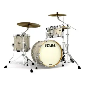 Bateria Tama Starclassic Walnut Birch 3 Cuerpos Bombo 20