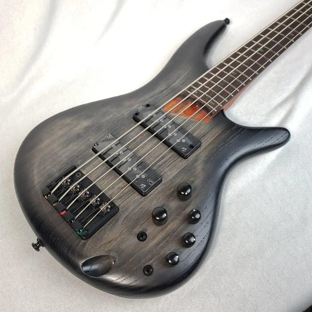 Bajo Electrico 5 Cuerdas IBANEZ SR605EBKT