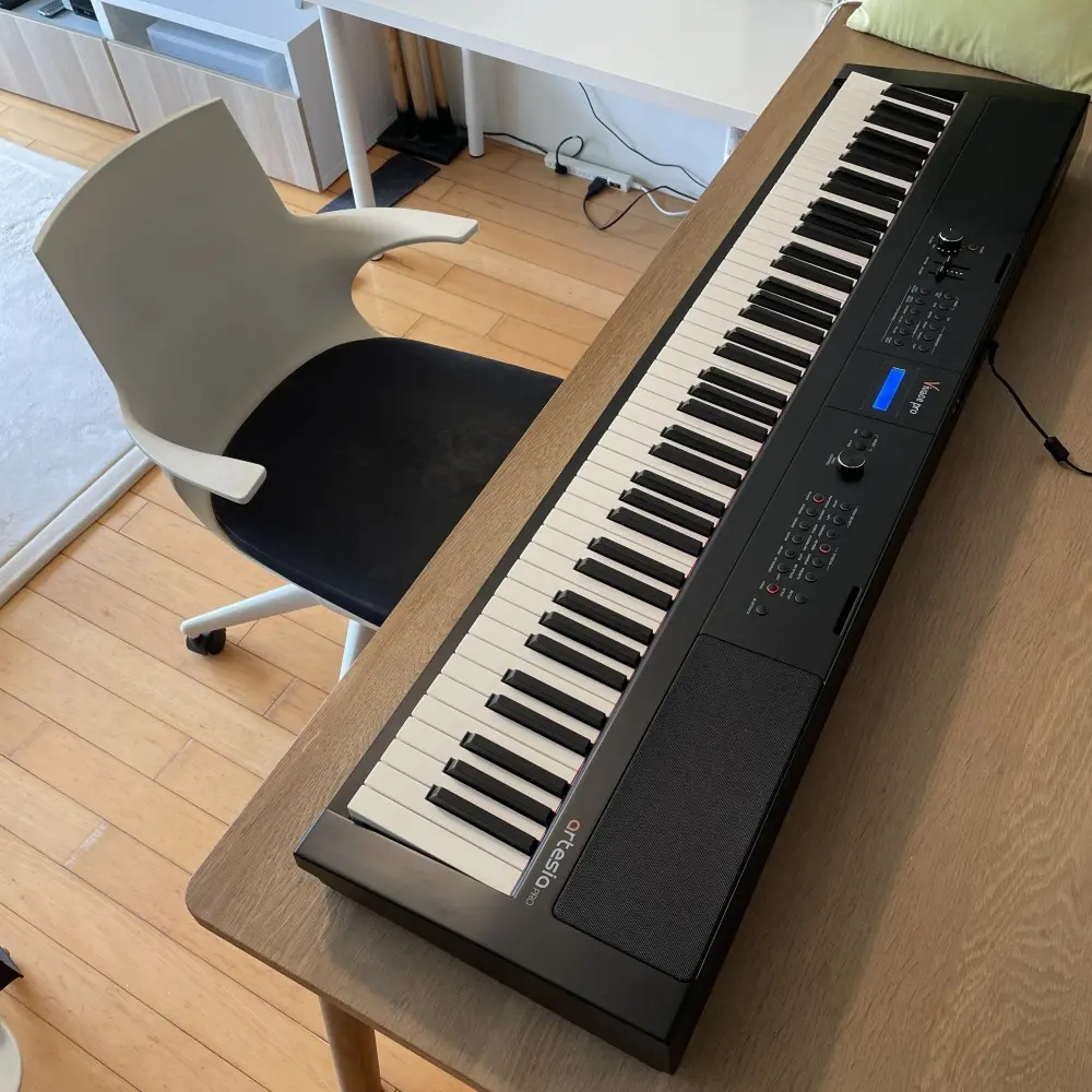 Piano Digital Artesia Vivace Pro 361 Con Bluetooth