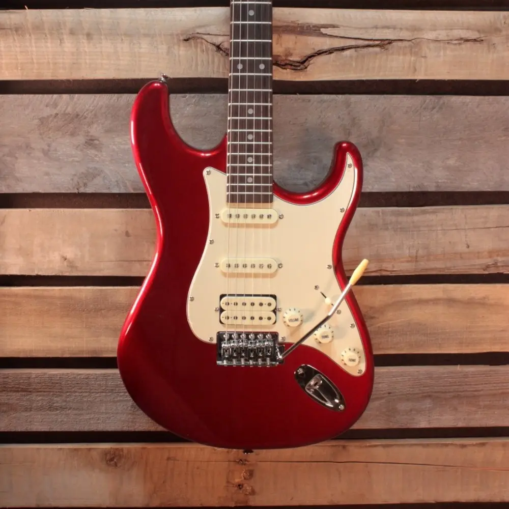 Guitarra Electrica tipo Strato Tagima TG-540 MR LF MG Metallic Red