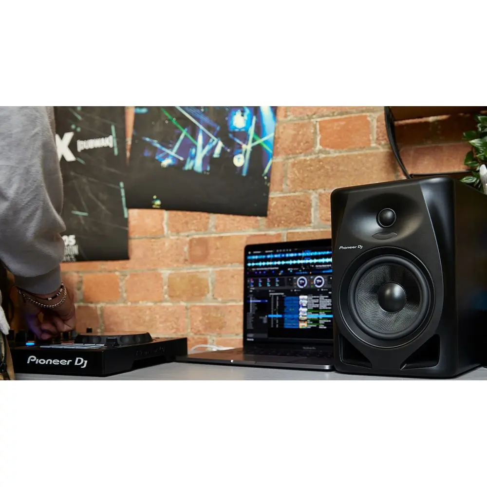 Monitores De Estudio Pioneer Con Bluetooth DM-50D-BT 50w 5" Pulgadas