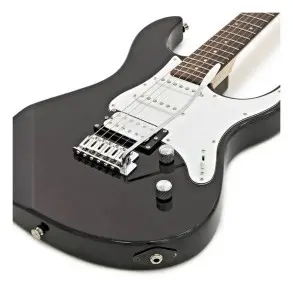 Guitarra Eléctrica Yamaha Serie Pacifica 100 Black