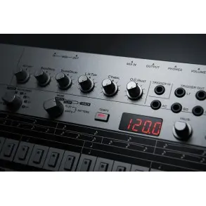 Maquina de Ritmos Roland Boutique TR06 Drumatix