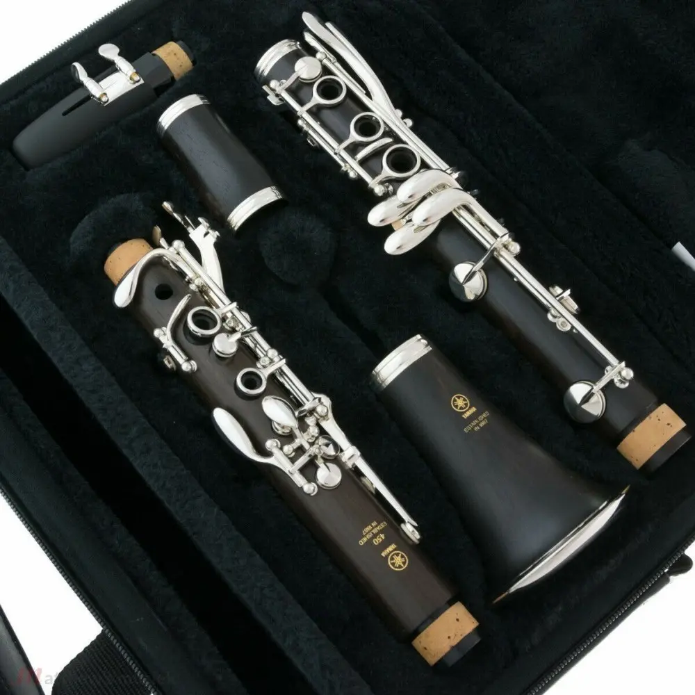 Clarinete Yamaha YCL450 Si bemol llaves plata niquelada + estuche tipo mochila