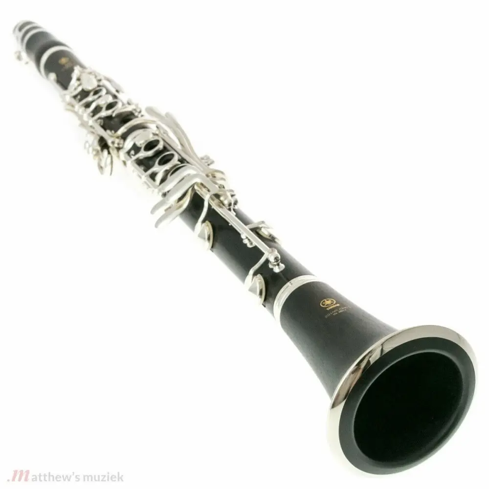 Clarinete Yamaha YCL450 Si bemol llaves plata niquelada + estuche tipo mochila