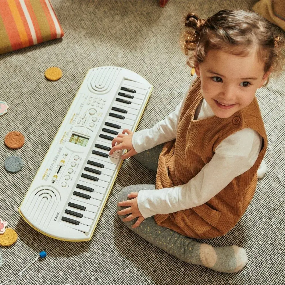 Teclado Casio SA-80 De 44 Teclas Mini Color Blanco