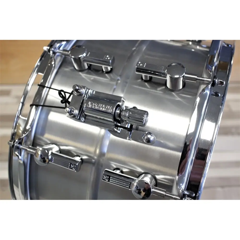 Redoblante Sonor Kompressor De Aluminio POLISHED 14x8" KS1408SDA