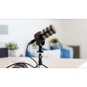 Microfono Condenser Para Podcast Rode PODMIC Dinámico Cardioide