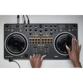 Controlador Dj Pioneer Ddj-rev1 Usb Rca 2 Canales 8 Pads