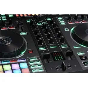 Controlador Dj Roland Dj 505 Negro De 2 Canales Interface