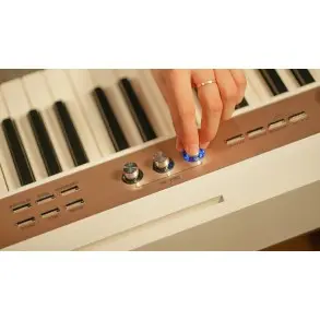 Piano Digital Nux De 88 Teclas NPK-20 Bluetooth Color Blanco