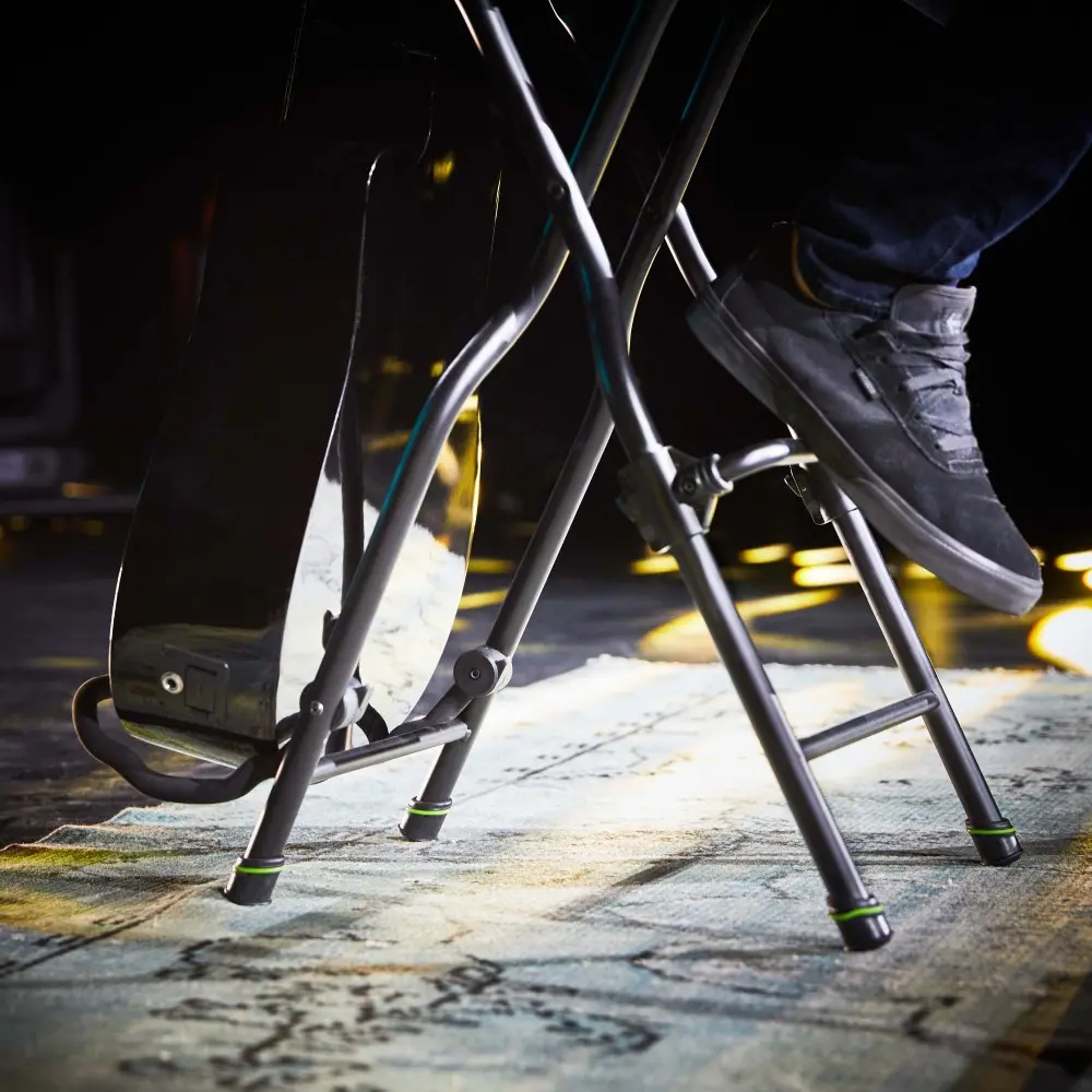 Banqueta alta Plegable Con Soporte de guitarra Gravity FGSEAT1