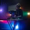 Soporte Tijera Multiproposito mesa de 48x100 cm Gravity KSX2RD ideal DJ mixer teclado