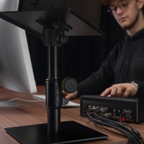Soporte para Monitores de Estudio sobre Mesa Gravity SP3102 Regulable con inclinacion