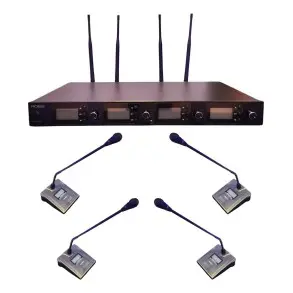 Sistema Cuadruple Microfono Inalambrico de Mano Ross FU-4000