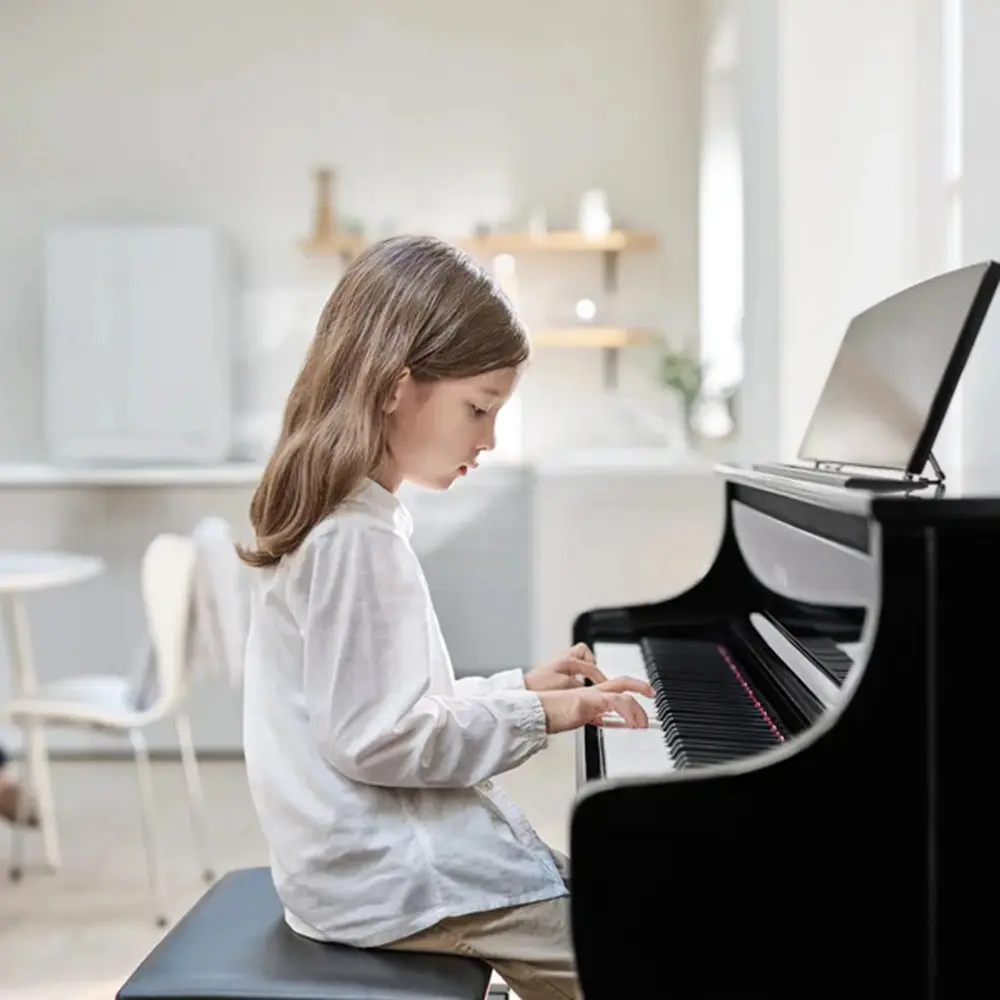 Piano Digital 88 Teclas con Mueble Yamaha CLP875R