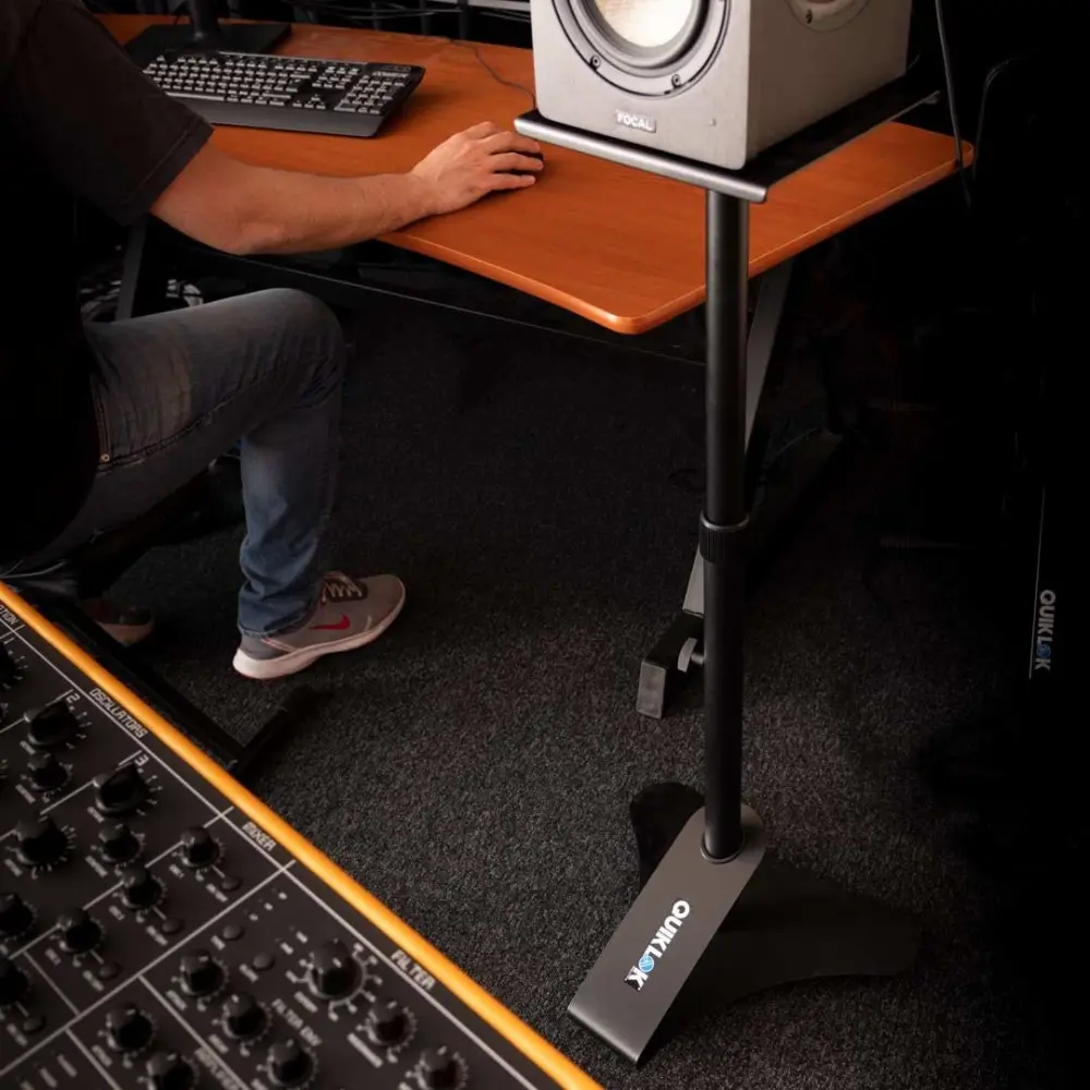 Soporte de Monitor Quik Lok BS/402