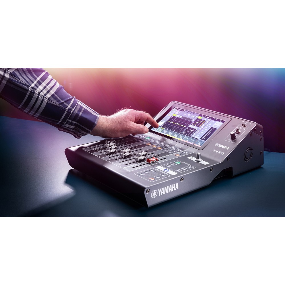 Mixer Digital de 16 Canales con Dante Yamaha DM3