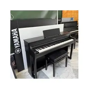 Piano Digital Con Mueble y Banqueta Yamaha CLP835B Clavinova Bluetooth