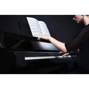 Piano Digital Con Mueble y Banqueta Yamaha CLP835B Clavinova Bluetooth