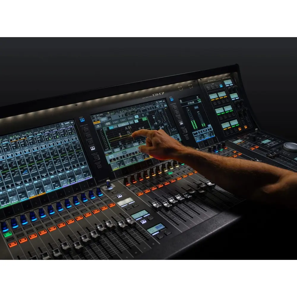 Mixer Digital Yamaha de 32 Canales DM7