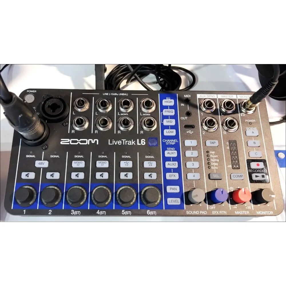 Mixer Digital Compacto ZOOM L-6