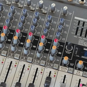 Mixer 8 Canales con Bluetooth Ross EX-8U