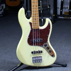 Bajo Electrico Jazz Bass Blanco Tagima TW-73 OWH LF TT