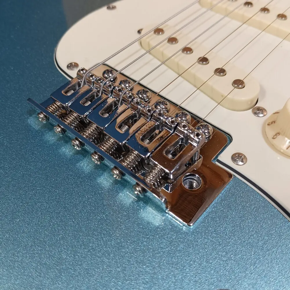 Guitarra Electrica Tagima TG-530 LPB LF AWH