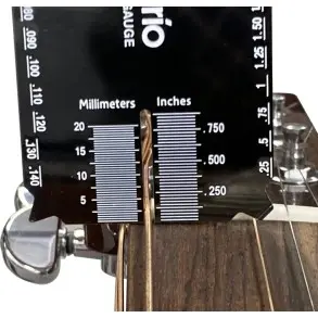 Regla Metalica Luthier Daddario PW-SHG-01