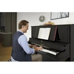 Piano Vertical 88 Teclas Con Banqueta Negro Yamaha YUS5PE