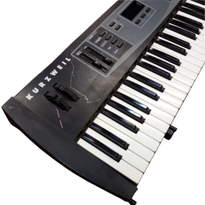 Teclado Sintetizador Kurzweil KME61 Usado De 61 Teclas sensitivo