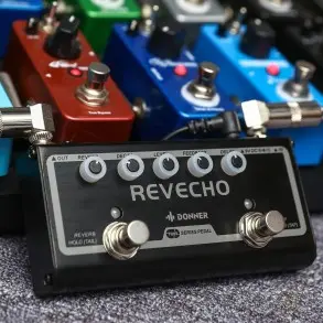 Pedal de Efectos Reverb Donner EC1118
