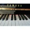 Piano Acustico Vertical Yamaha JU109PE 88 Teclas Ebano Pulido