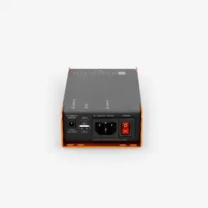 Fuente Universal Pedalera con USB Palmer WT06IEC