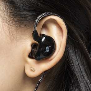 Auriculares In Ear Stagg  SPM235 de Outlet sin estuche color Negro