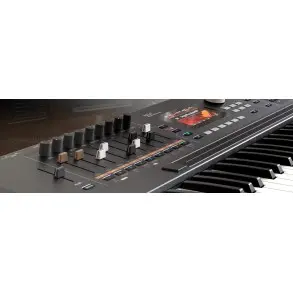 Sintetizador 61 Teclas 26 de Polifonia KURZWEIL K2061