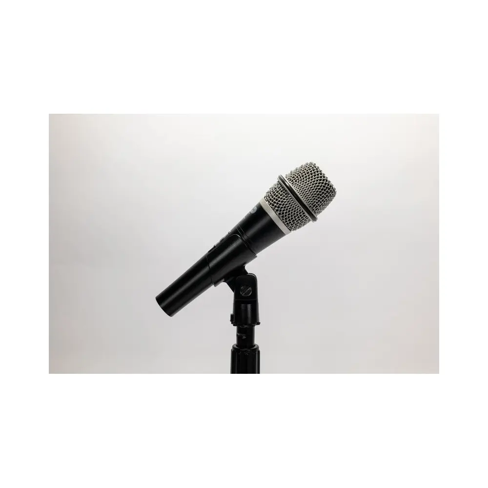 Micrófono de mano dinámico supercardioide con switch Cad D27