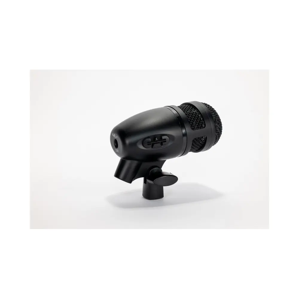Micrófono dinámico supercardioide Para bombo Cad D88