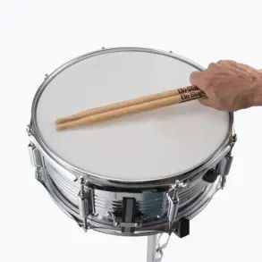 Palillos de Hickory (2B, punta de madera, 12 unidades) On Stage HW2B