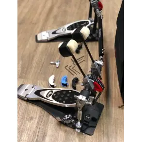 Pedal De Bombo Doble Pearl "Eliminator - Power Shifter" P-2002C