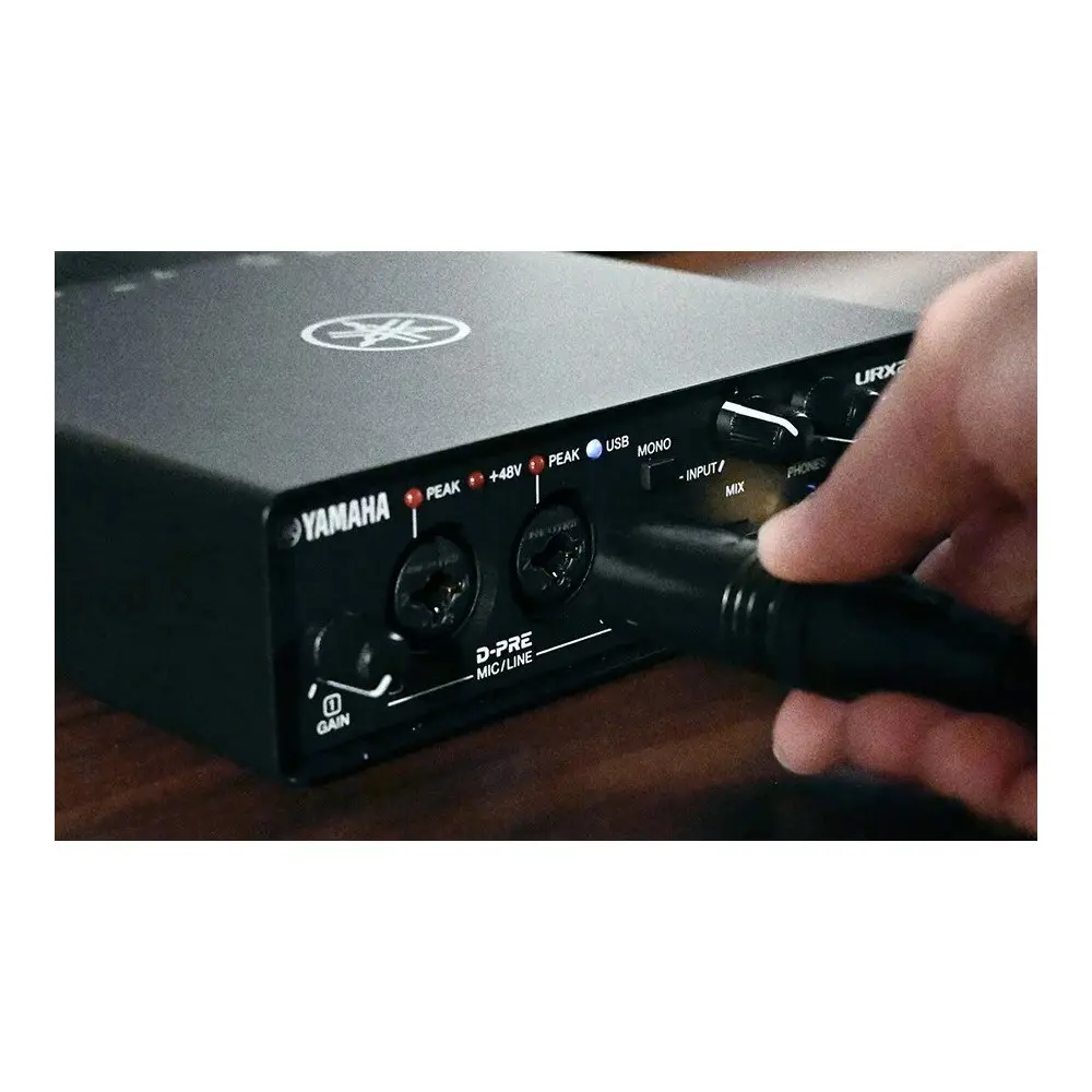 Placa de Audio Yamaha URX22C